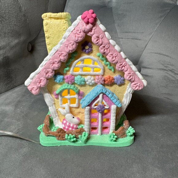 Cupcakes and Cashmere Easter Pastel Gingerbread Bunny Light Up House Decor NWT - Picture 1 of 8